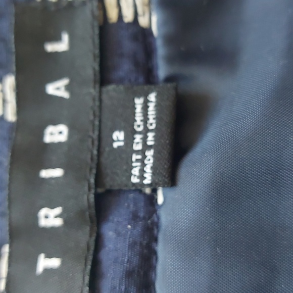 "Tribal" mini skirt, size 12, with pockets. - Picture 6 of 7